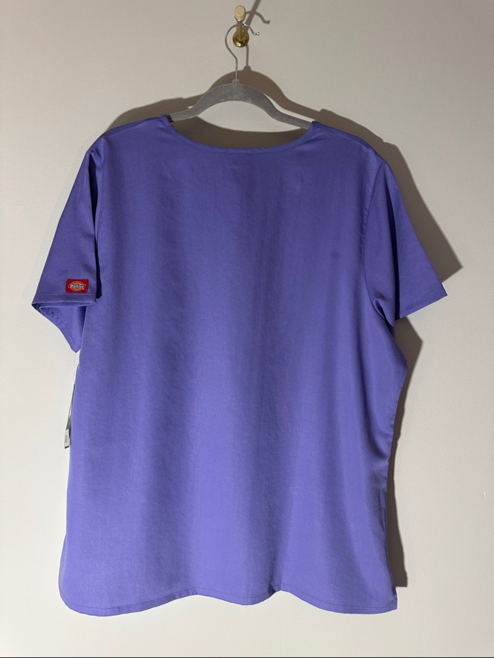 Dickies Lavender V-Neck Scrub Top with Utility Pockets - Picture 4 of 4